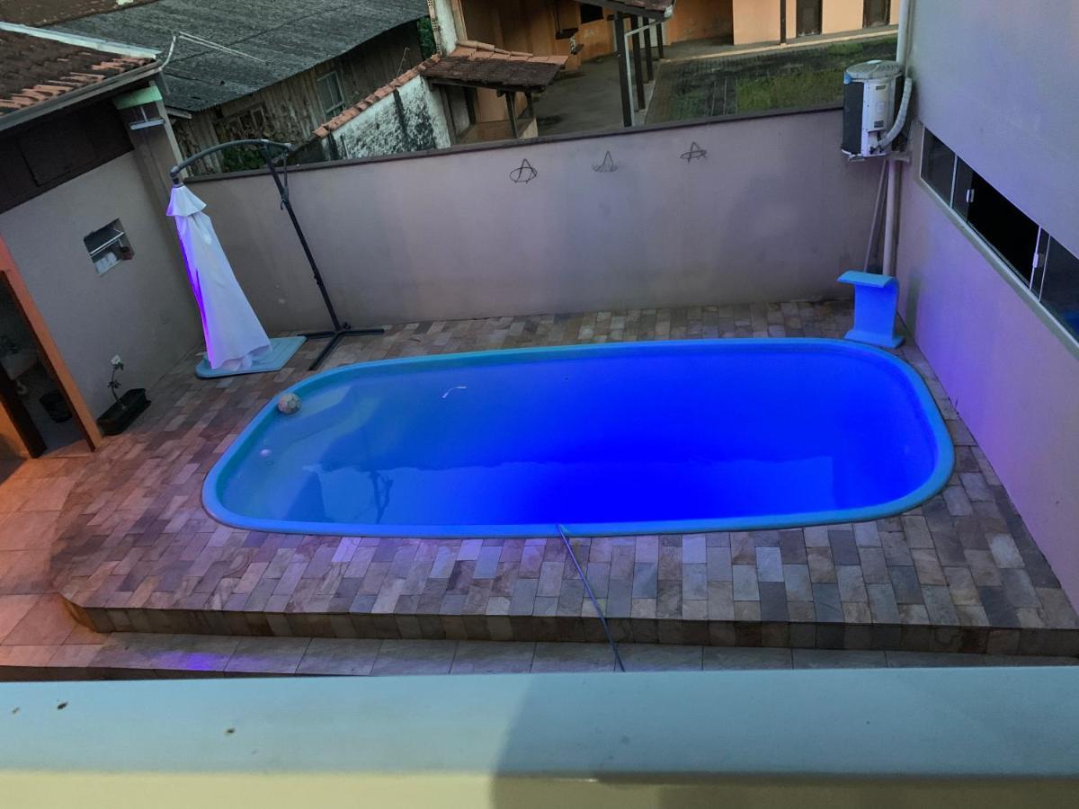 Hostel Come Home Жоїнвіль Екстер'єр фото